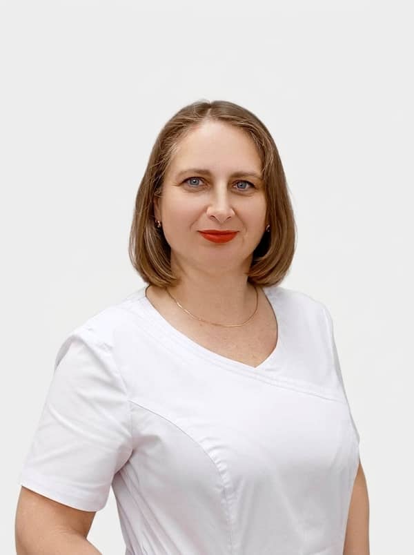 Шарапова Марина — стоматолог-терапевт, пародонтолог